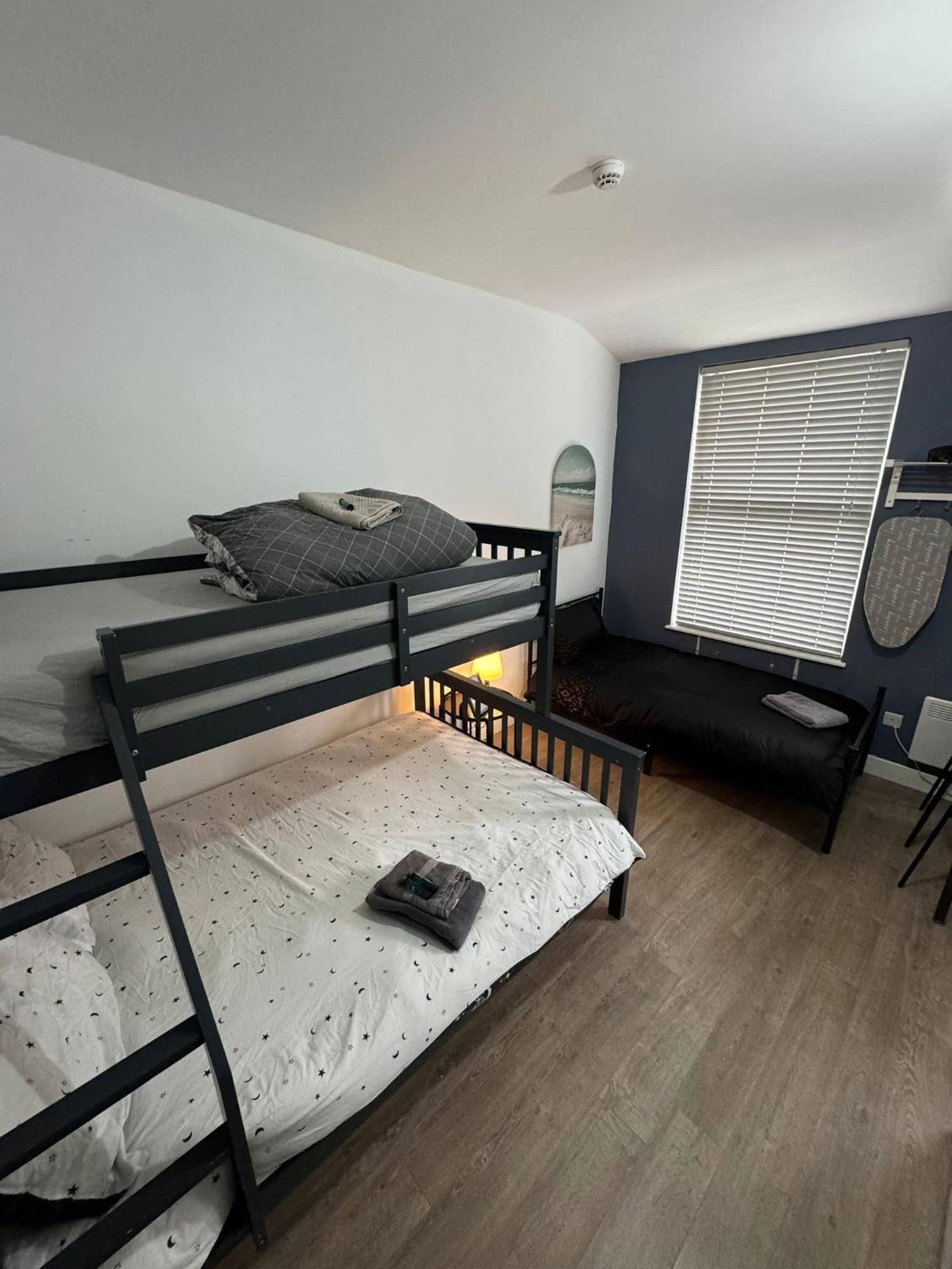 Halloway Guest 54 Apartment *
